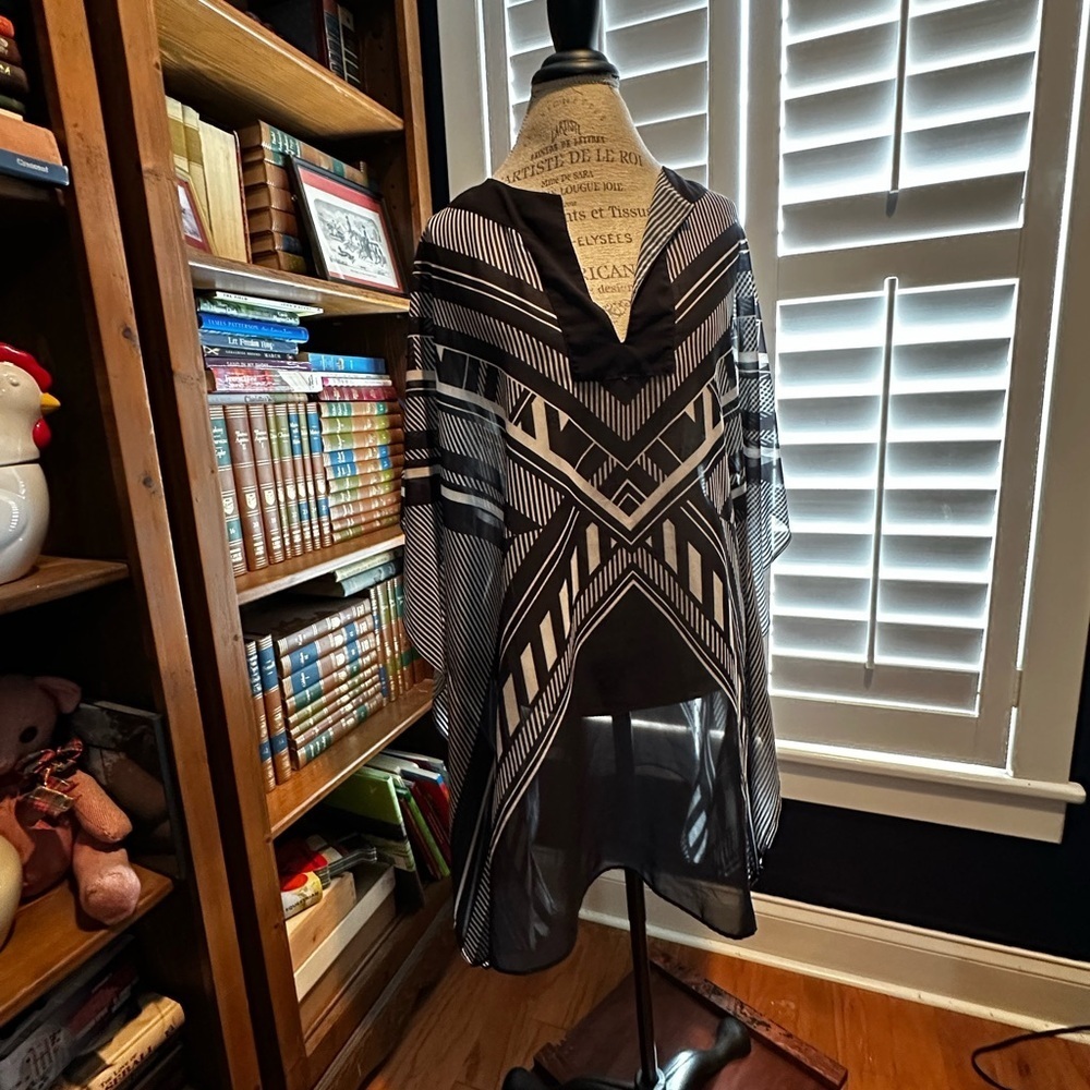 Vince Camuto Black and White Striped Swim Cover-Up